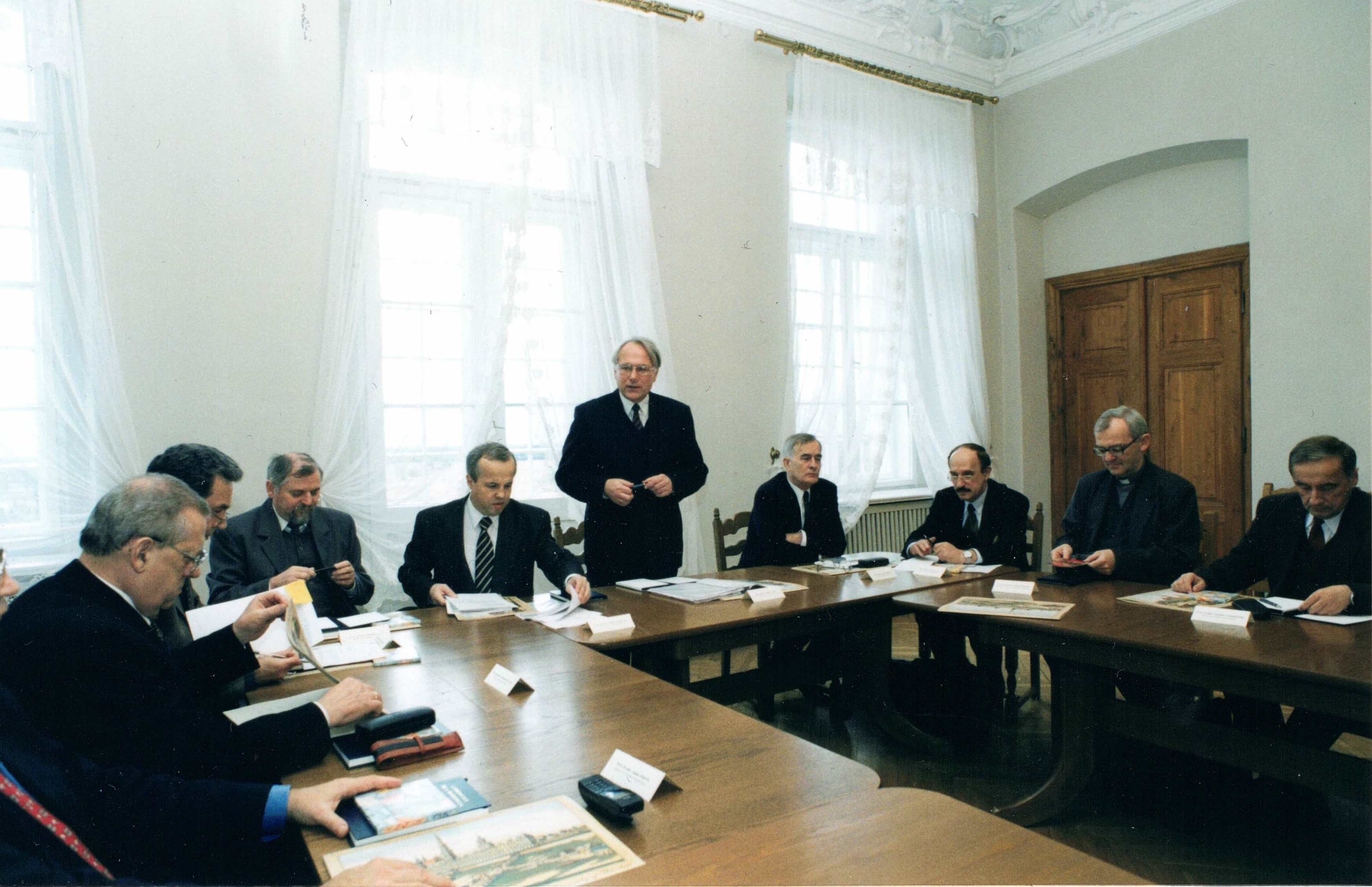 Rektorzy Ciążeń 1999r.